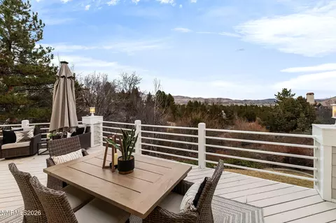 Exterior - 41 Sawbuck Rd, Reno, NV 89519 photo 5 of 8