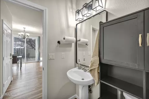 Bath - 11010 Colton Dr, Reno, NV 89521 photo 3 of 4