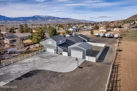 1360 Jackie Ln, Minden, NV 89423