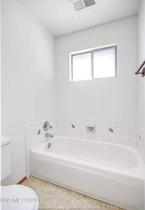 Bath - 3435 Boyer Rd, Fallon, NV 89406 photo 2 of 3
