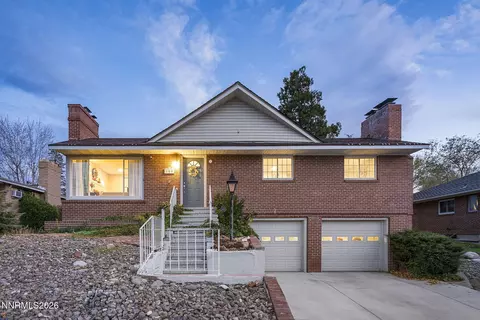 150 Mayberry Dr, Reno, NV 89509