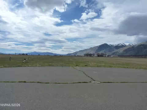 111 Oreana Peak Rd, Smith Valley, NV 89444