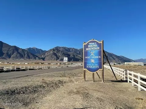 6 Hadley Community Stables St #6, Round Mountain, NV 89045