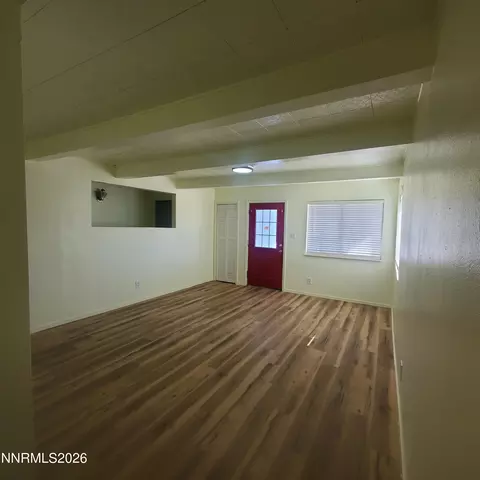 Living - 341 Baker St, Hawthorne, NV 89415 photo 2 of 5