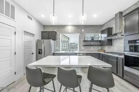 180 Rissone Ln, Reno, NV 89503