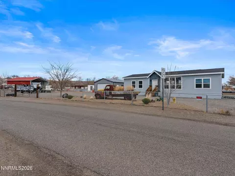 5400 Navajo Trl, Stagecoach, NV 89429