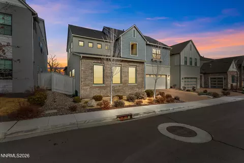 715 W Pleasant Oak Trl, Reno, NV 89511