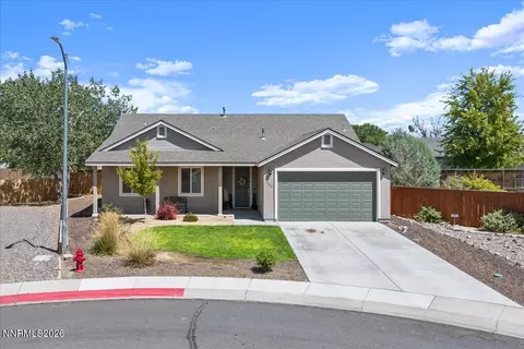 1524 Golf Ct, Fernley, NV 89408