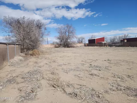 601 Windmill Dr, Fallon, NV 89406 photo 3