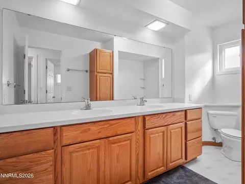 Bath - 1324 Downs Dr, Minden, NV 89423 photo 5 of 5