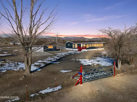 4900 Park St, Silver Springs, NV 89429