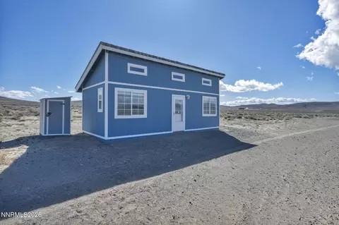 15250 Hoover Dr, Fallon, NV 89406