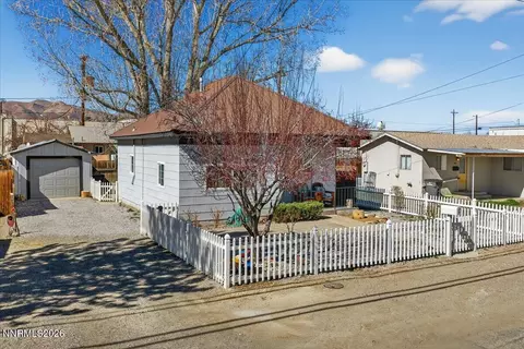 317 S Center St, Yerington, NV 89447