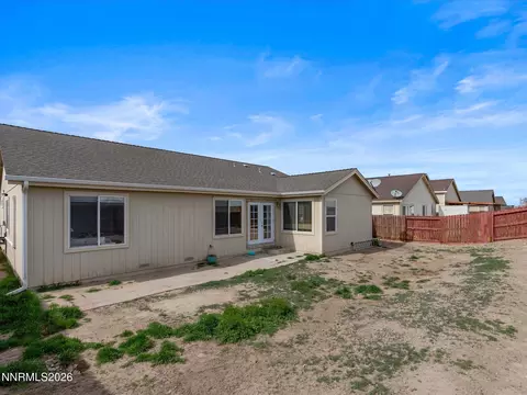 Exterior - 710 Keppel St, Fallon, NV 89406 photo 5 of 8