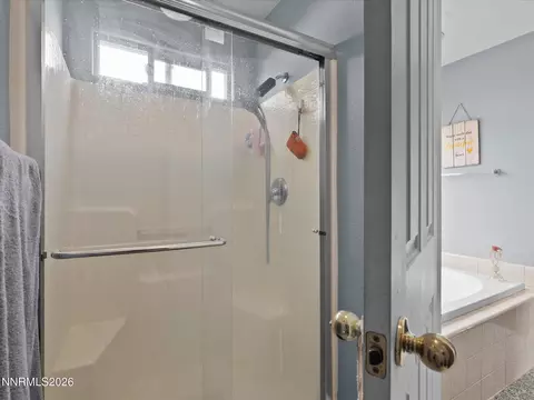 Bath - 710 Keppel St, Fallon, NV 89406 photo 4 of 5