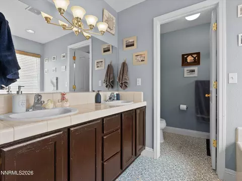 Bath - 710 Keppel St, Fallon, NV 89406 photo 2 of 5
