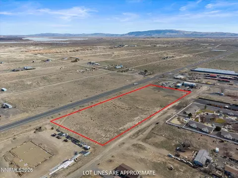 3065 S Us Highway 95a, Silver Springs, NV 89429