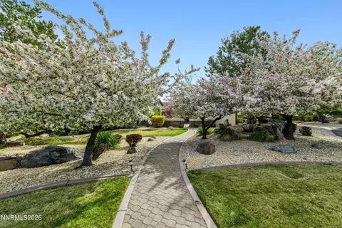 3670 Spirit Bluff Ct, Reno, NV 89511