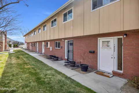 1325 N Green Ct, Carson City, NV 89701