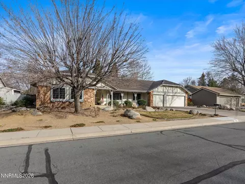 7960 Meadow Vista Dr, Reno, NV 89511