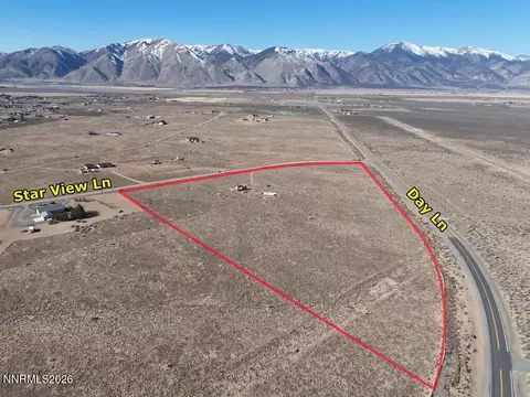 100 Star View Ln, Smith Valley, NV 89430