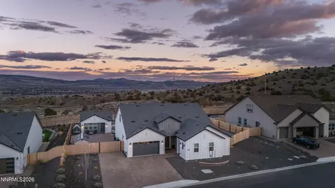 2958 Murrelet Way, Sparks, NV 89441