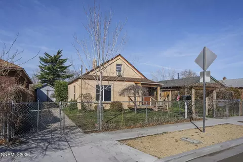 421 14th St, Sparks, NV 89431