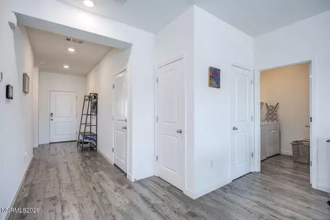 Entry Way - 1049 Tamarack Ct, Fallon, NV 89406 photo 1 of 1