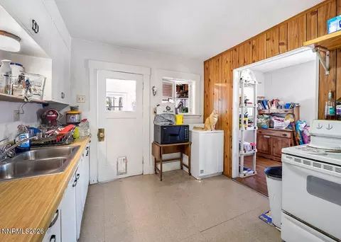 Kitchen - 1130 E St, Sparks, NV 89431 photo 2 of 7
