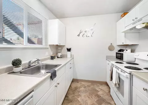 Kitchen - 1130 E St, Sparks, NV 89431 photo 7 of 7
