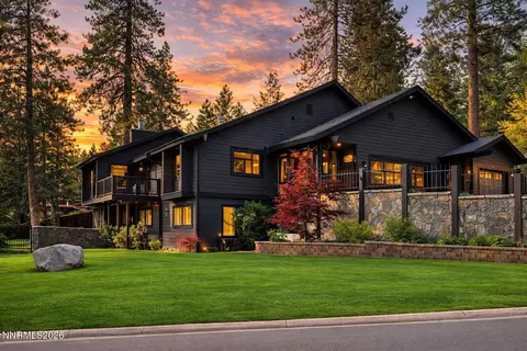 1246 Hidden Woods Dr, Glenbrook, NV 89413