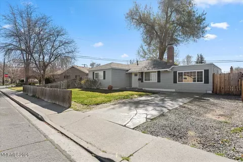 105 O St, Sparks, NV 89431
