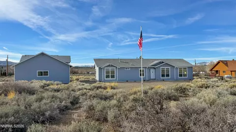 2335 Jacobsen Ln, Gardnerville, NV 89410