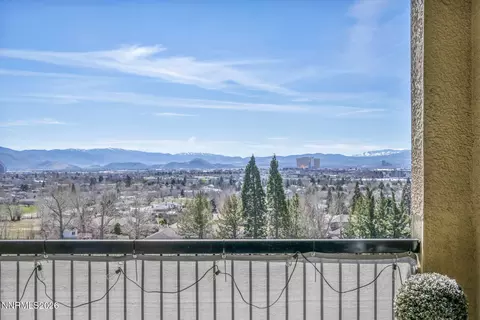 3201 Sterling Ridge Cir, Sparks, NV 89431