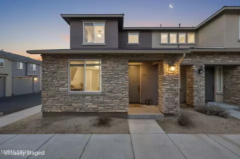 974 W End St, Carson City, NV 89701
