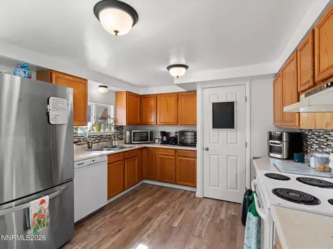 3320 Della Cir, Fallon, NV 89406 photo 12