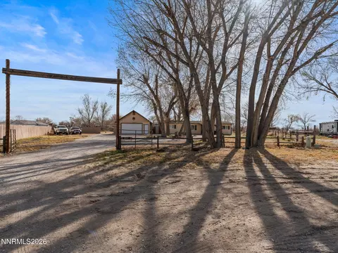 3320 Della Cir, Fallon, NV 89406 photo 3