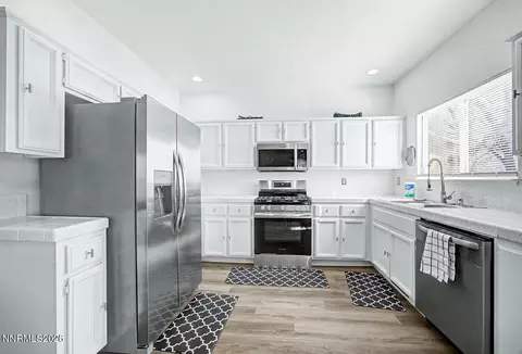 Kitchen - 1284 Eider Cir, Fallon, NV 89406 photo 1 of 1