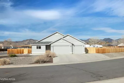 201 Verre Ct, Dayton, NV 89403