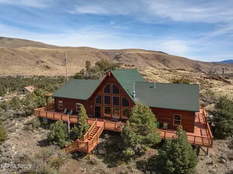 2939 Devenpeck Dr, Gardnerville, NV 89410