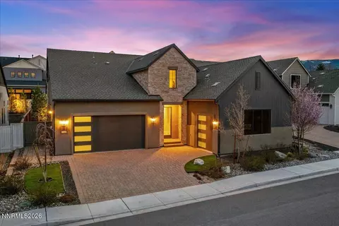 722 W Pleasant Oak Trl, Reno, NV 89511