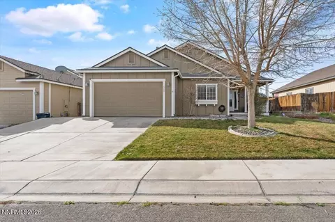 668 Canary Cir, Fernley, NV 89408