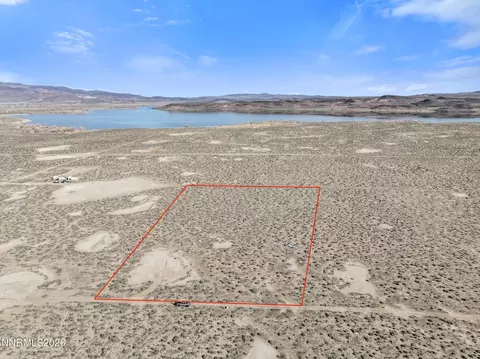 4150 E 2nd St, Silver Springs, NV 89429