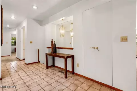 Entry Way - 100 Moore Ln, Reno, NV 89509 photo 3 of 5