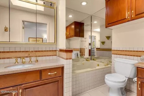 Bath - 100 Moore Ln, Reno, NV 89509 photo 2 of 5