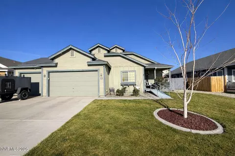 672 Cardinal Cir, Fernley, NV 89408