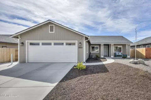 303 Eddies Ln, Dayton, NV 89403