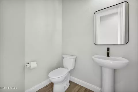 Bath - 1539 Elk Run Trl, Reno, NV 89523 photo 8 of 10
