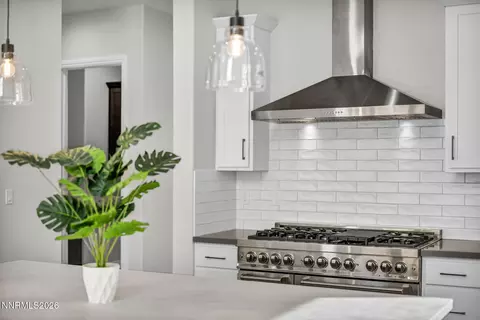 Kitchen - 1539 Elk Run Trl, Reno, NV 89523 photo 8 of 8