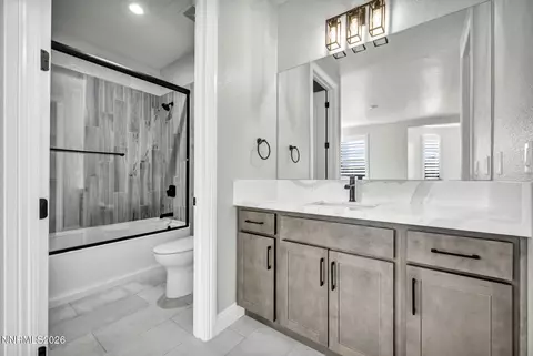 Bath - 1539 Elk Run Trl, Reno, NV 89523 photo 4 of 10